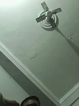 vardh033 online show from 3, 12, 2025