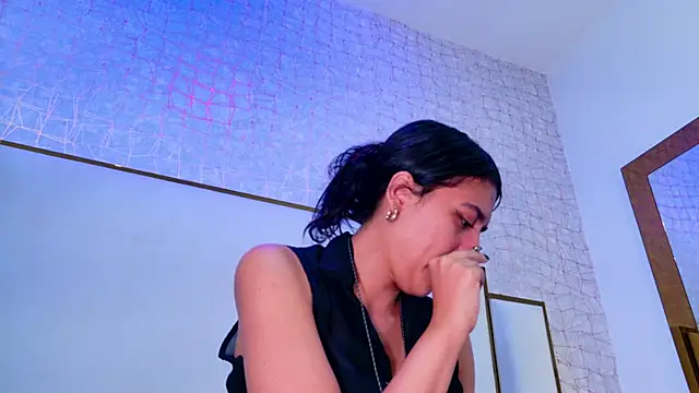 Snapshot of thalia888_ chatting on 2, 6, 2026 thalia888 online show from 2, 6, 2026