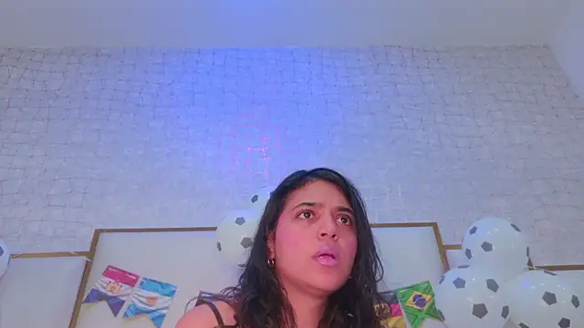 Snapshot of thalia888_ chatting on 20, 6, 2026 thalia888 online show from 20, 6, 2026