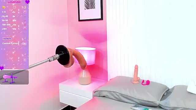 Snapshot of lauren_stone_ chatting on 25, 11, 2025 lauren stone online show from 25, 11, 2025