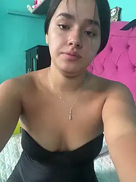 Snapshot of Luciaparker03 chatting on 29, 9, 2025 Luciaparker03 online show from 29, 9, 2025