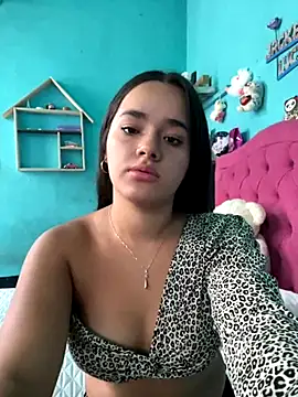 Snapshot of Luciaparker03 chatting on 1, 10, 2025 Luciaparker03 online show from 1, 10, 2025