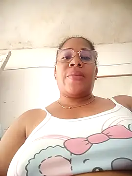 Snapshot of Big_ass_submissive chatting on 20, 9, 2025 Big ass submissive online show from 20, 9, 2025