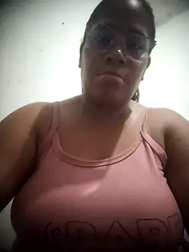 Big ass submissive online show from 10, 1, 2026