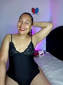 Snapshot of zafiro_93 chatting on 27, 9, 2025 zafiro 93 online show from 27, 9, 2025