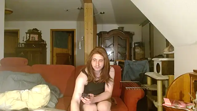 Snapshot of ToyRider69_official chatting on 12, 4, 2026 ToyRider69 official online show from 12, 4, 2026