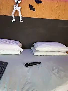 Alexia  cox online show from 31, 10, 2025