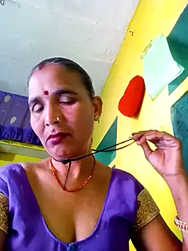 Monika thakurr online show from 18, 9, 2025