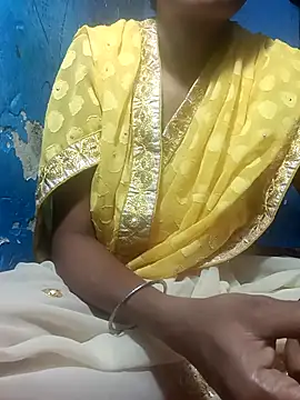 Snapshot of ruchigoutam chatting on 8, 9, 2025 ruchigoutam online show from 8, 9, 2025