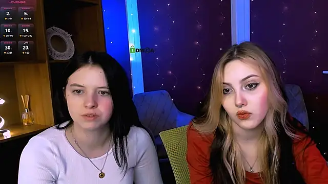 Snapshot of luna_tin chatting on 15, 12, 2025 luna tin online show from 15, 12, 2025