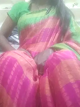 Snapshot of hotmahitha chatting on 4, 5, 2026 hotmahitha online show from 4, 5, 2026
