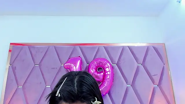 Snapshot of MaskedGirl_ chatting on 27, 9, 2025 MaskedGirl online show from 27, 9, 2025