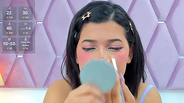 Snapshot of MaskedGirl_ chatting on 6, 11, 2025 MaskedGirl online show from 6, 11, 2025