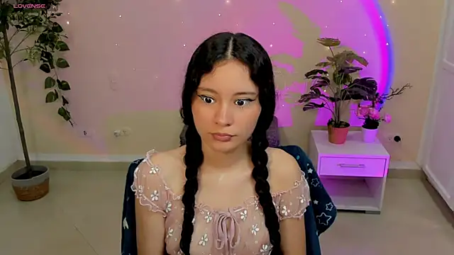 Snapshot of Krysten_Riter chatting on 25, 2, 2026 Krysten Riter online show from 25, 2, 2026