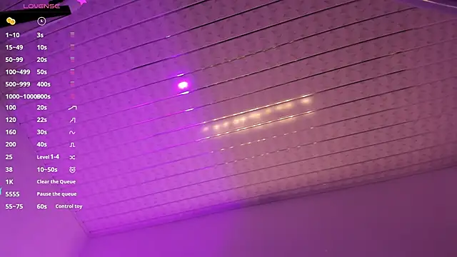 Snapshot of Zahra_milks chatting on 23, 11, 2025 Zahra milks online show from 23, 11, 2025