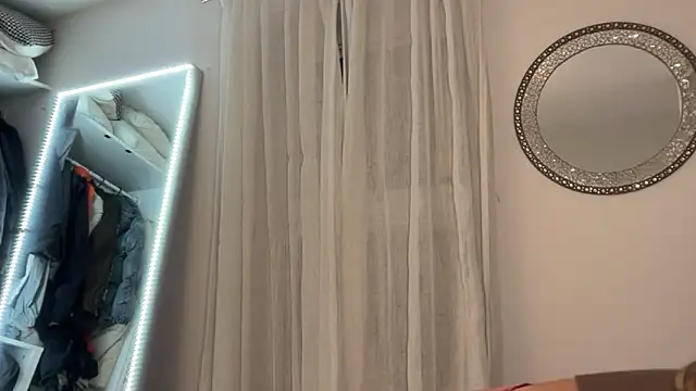 KayleeBella online show from 14, 5, 2026