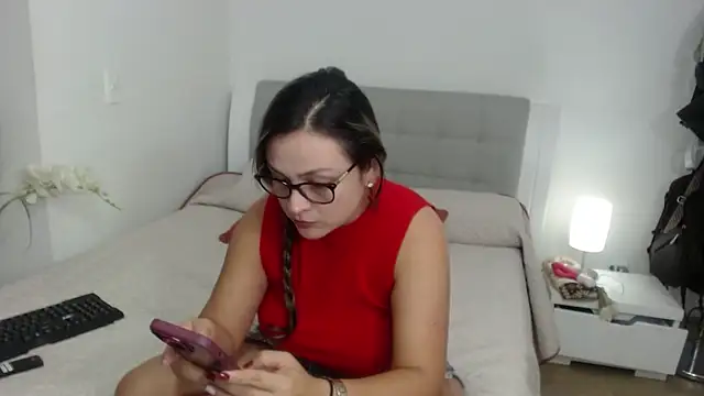 Snapshot of sophie_lopez1 chatting on 3, 12, 2025 sophie lopez1 online show from 3, 12, 2025