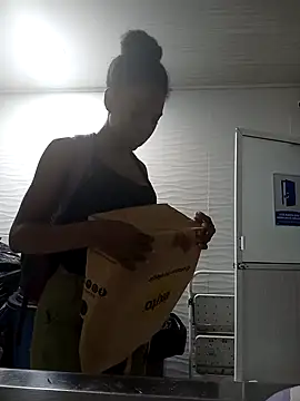 Snapshot of AmiraMorgan chatting on 22, 9, 2025 AmiraMorgan online show from 22, 9, 2025