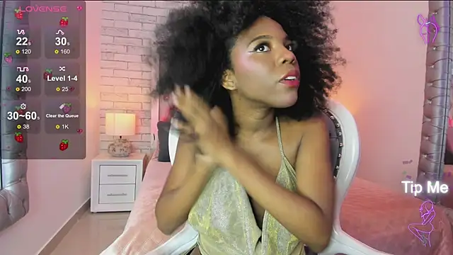 Snapshot of AmiraMorgan chatting on 30, 9, 2025 AmiraMorgan online show from 30, 9, 2025