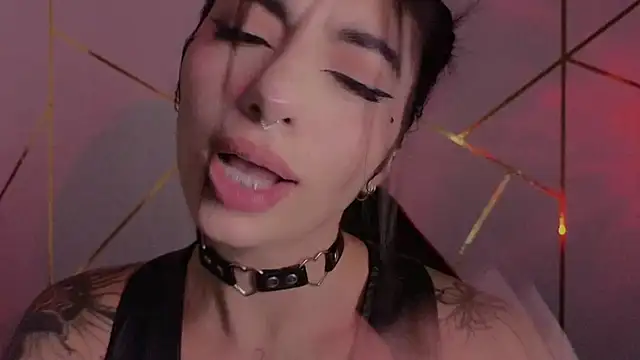 Hollyxx  online show from 14, 1, 2026