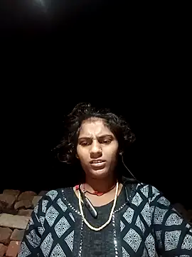 Snapshot of Jyoti_thakurr chatting on 9, 10, 2025 Jyoti thakurr online show from 9, 10, 2025