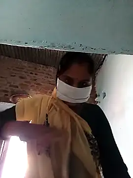 Snapshot of Sheema_tyagi chatting on 26, 10, 2025 Sheema tyagi online show from 26, 10, 2025