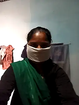 Snapshot of Sheema_tyagi chatting on 5, 12, 2025 Sheema tyagi online show from 5, 12, 2025