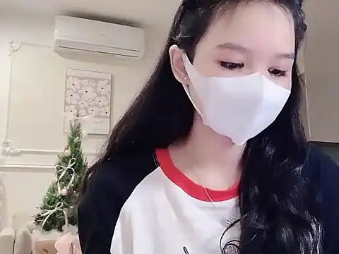 Snapshot of _Melancholy_ chatting on 28, 11, 2025 Melancholy online show from 28, 11, 2025