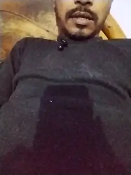 Snapshot of anurag-tyagi chatting on 1, 12, 2025 anurag-tyagi online show from 1, 12, 2025