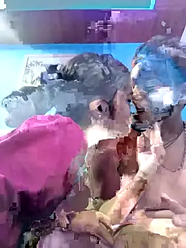 Snapshot of romantic_couple1 chatting on 16, 9, 2025 romantic couple1 online show from 16, 9, 2025