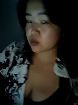 Snapshot of Innogin chatting on 12, 9, 2025 Innogin online show from 12, 9, 2025