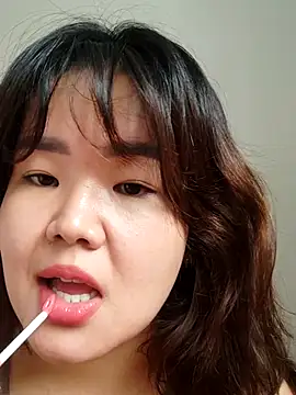 Snapshot of Innogin chatting on 17, 9, 2025 Innogin online show from 17, 9, 2025