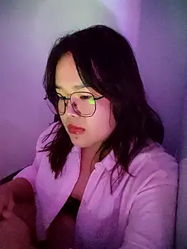 Snapshot of Innogin chatting on 24, 10, 2025 Innogin online show from 24, 10, 2025