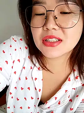 Snapshot of Innogin chatting on 29, 10, 2025 Innogin online show from 29, 10, 2025