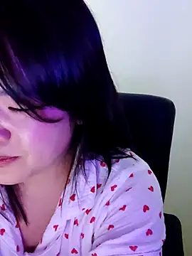 Snapshot of Innogin chatting on 14, 11, 2025 Innogin online show from 14, 11, 2025