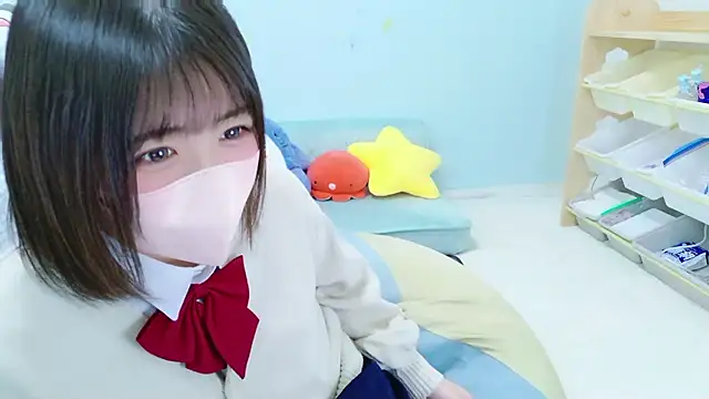 Snapshot of Hinata_Sun chatting on 16, 11, 2025 Hinata Sun online show from 16, 11, 2025