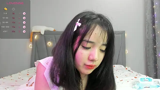 Snapshot of qimiiqo chatting on 8, 4, 2026 qimiiqo online show from 8, 4, 2026