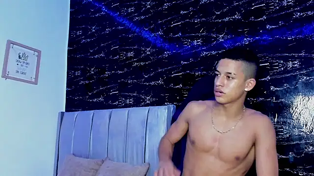 Snapshot of Jhos_Smith chatting on 25, 9, 2025 Jhos Smith online show from 25, 9, 2025