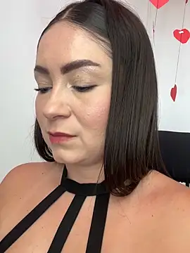 Amelia laurent online show from 14, 2, 2026