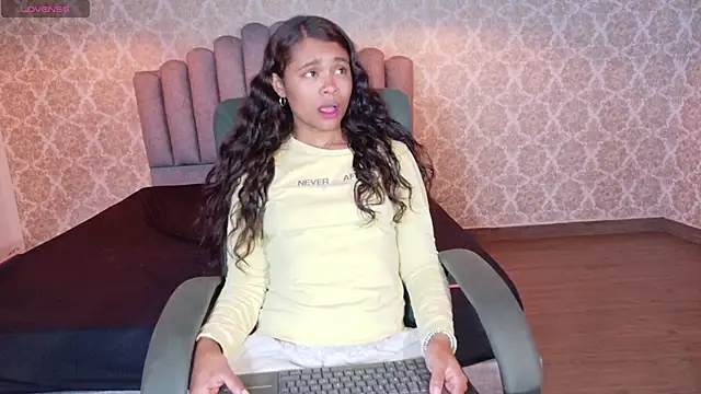 Kristall 06 online show from 22, 10, 2025