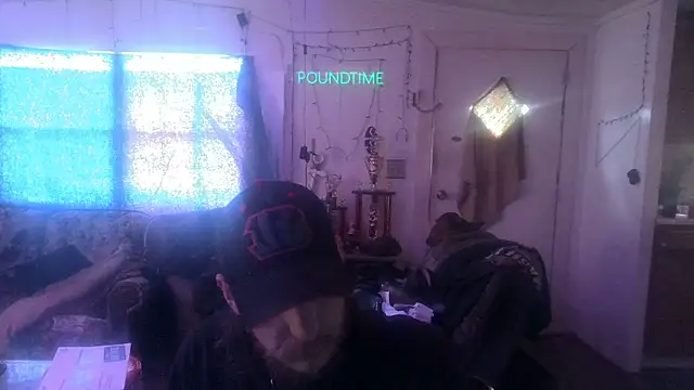 Poundtown1226 online show from 7, 1, 2026