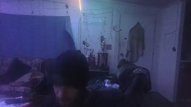 Poundtown1226 online show from 16, 1, 2026