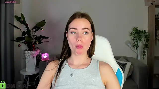 Snapshot of Ameli_Povilain chatting on 19, 12, 2025 Ameli Povilain online show from 19, 12, 2025