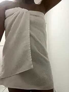 Snapshot of Katianesantos chatting on 12, 1, 2026 Katianesantos online show from 12, 1, 2026