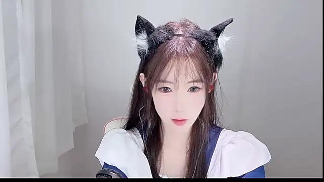 Snapshot of Xiao-runbao chatting on 13, 10, 2025 Xiao-runbao online show from 13, 10, 2025