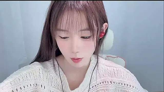Snapshot of Xiao-runbao chatting on 29, 10, 2025 Xiao-runbao online show from 29, 10, 2025