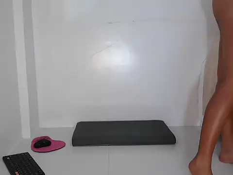 Snapshot of Islandarkgirl chatting on 7, 4, 2026 Islandarkgirl online show from 7, 4, 2026