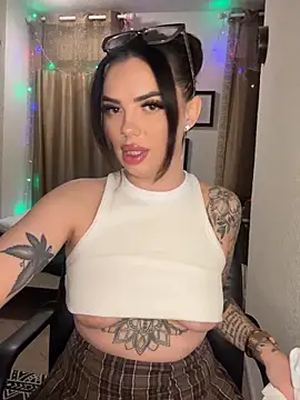 Snapshot of -RAHELA- chatting on 16, 12, 2025 -RAHELA- online show from 16, 12, 2025