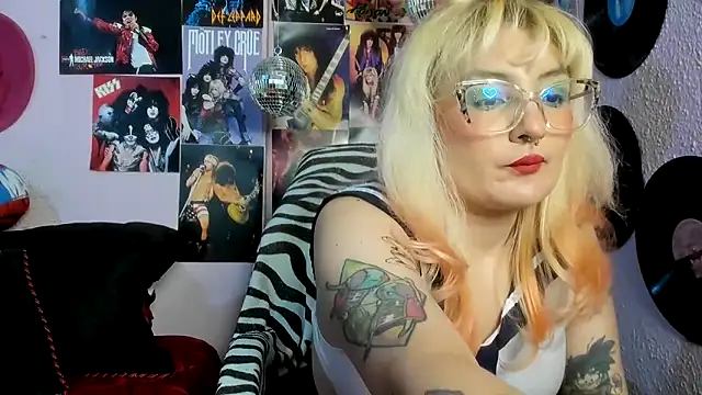 Avril Maria online show from 8, 4, 2026