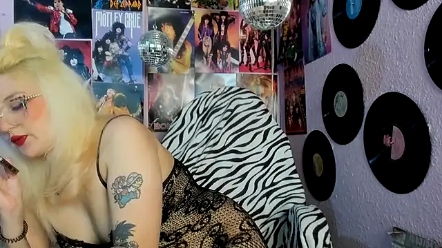 Avril Maria online show from 30, 5, 2026